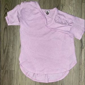 Girls lavender shirt with cut out sleeves